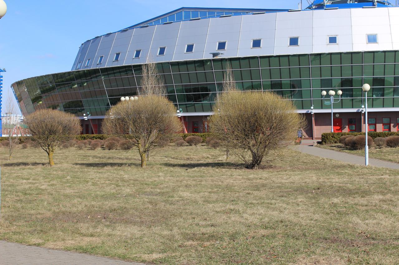 Gostinnyi Dom Bobruisk Bagian luar foto